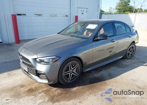 2024 Mercedes-Benz C 300 z USA, uszkodzony, nr VIN W1KAF4HB1RR172679